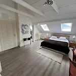 Alice - Adults Only 4*