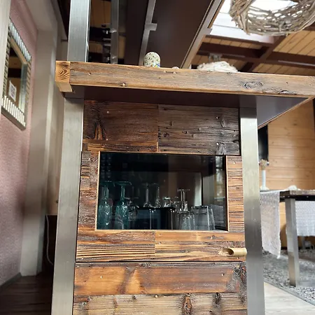 Alice - Adults Only Pensión Bled