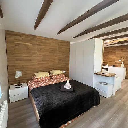 Alice - Adults Only Affittacamere 4*