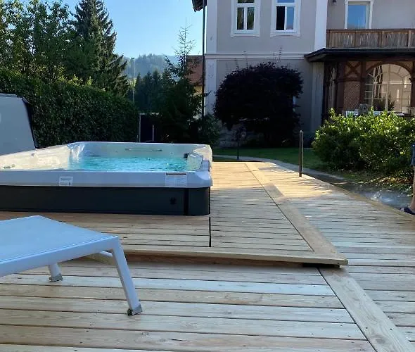 בית הארחה Alice - Adults Only בלד