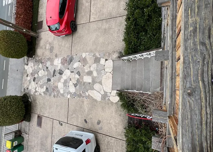 Alice - Adults Only 4*