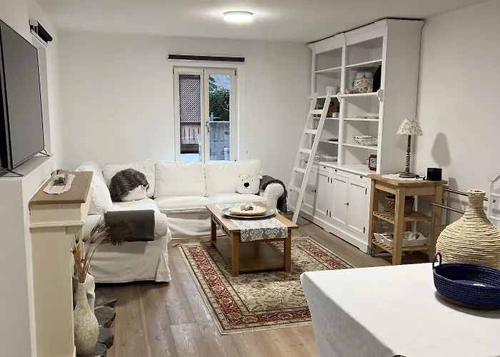 Alice - Adults Only 4* בלד