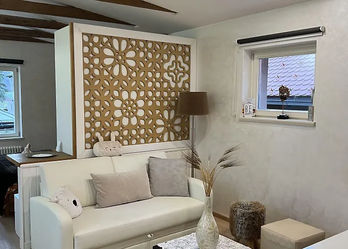 Alice - Adults Only בלד